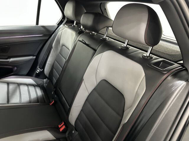 2025 Volkswagen Golf GTI SE