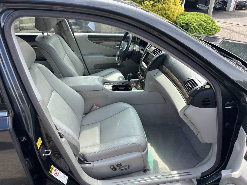2008 Lexus LS 460