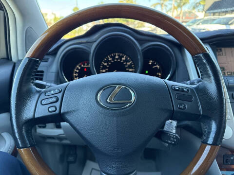 2005 Lexus RX 330