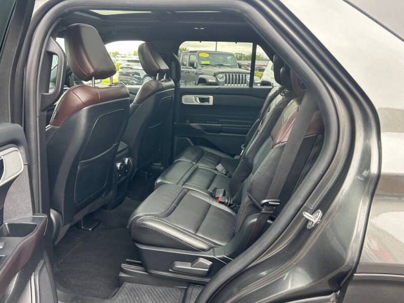 2020 Ford Explorer Platinum