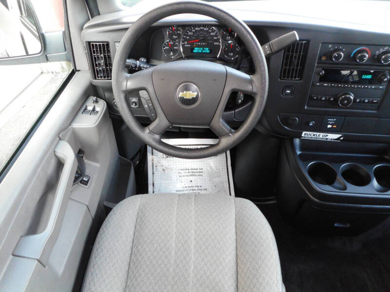 2017 Chevrolet Express LT 3500