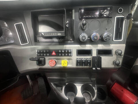 2020 Freightliner Cascadia