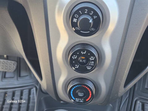 2009 Toyota Yaris S