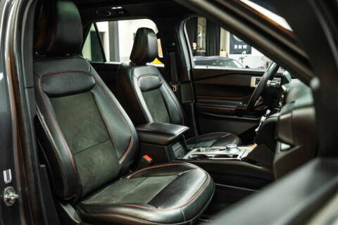 2022 Ford Explorer ST-Line