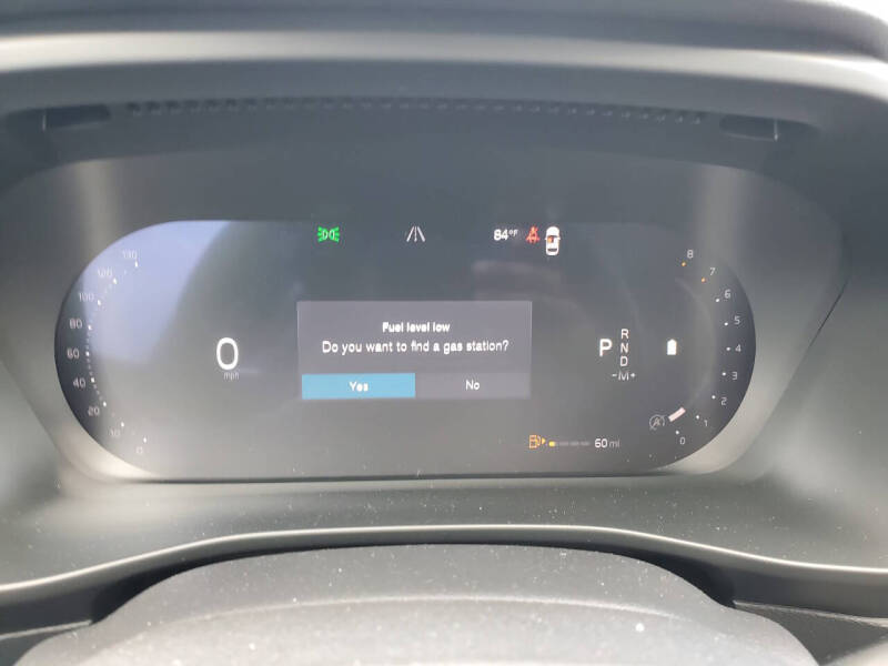 2026 Volvo XC40 B4 Plus