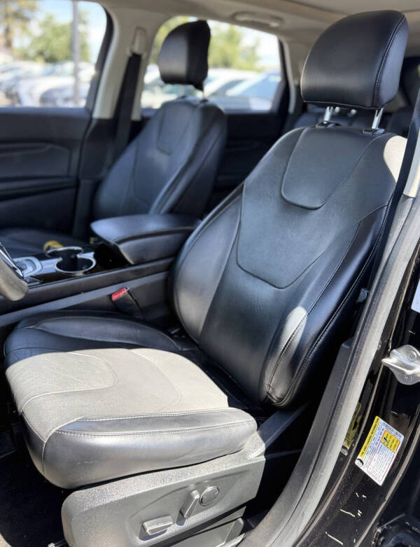 2018 Ford Edge Titanium