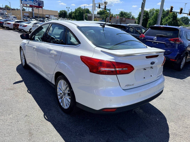 2017 Ford Focus Titanium
