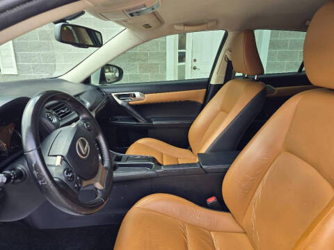 2017 Lexus CT 200h