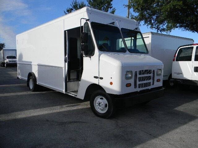 2002 Freightliner MT45 Chassis