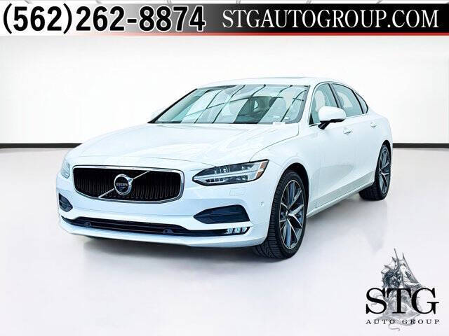 2018 Volvo S90 T5 Momentum
