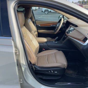 2017 Cadillac XT5 Platinum