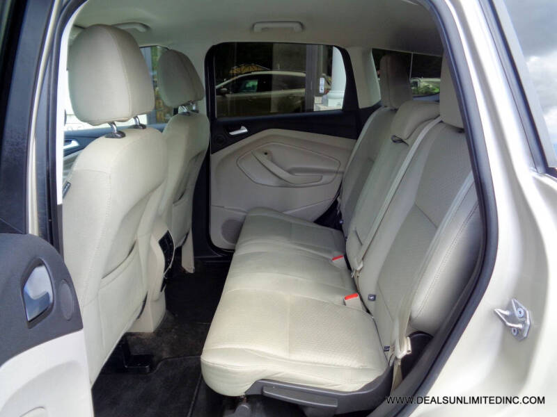 2017 Ford Escape SE