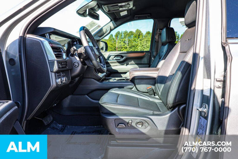 2025 GMC Yukon XL Denali
