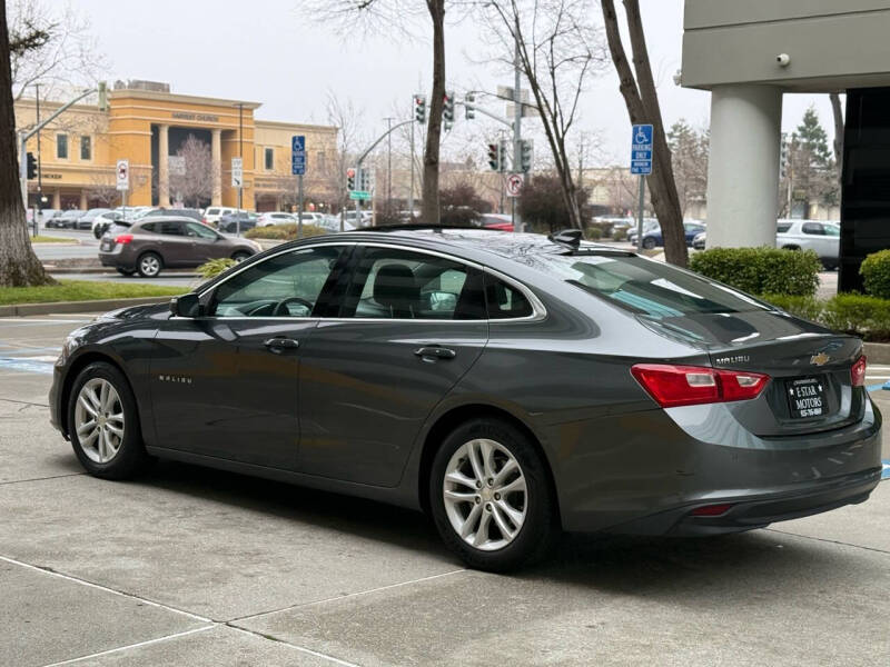 2018 Chevrolet Malibu Hybrid photo 9