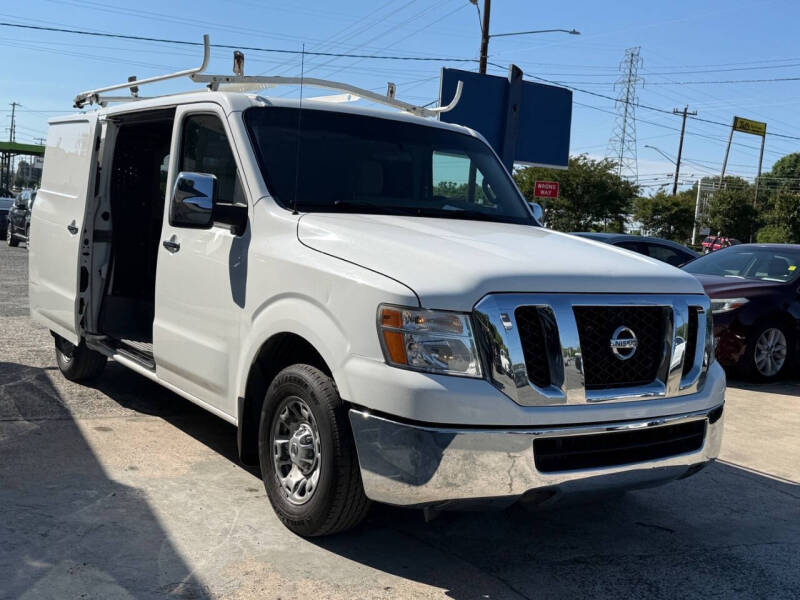 2012 Nissan NV 1500 SV
