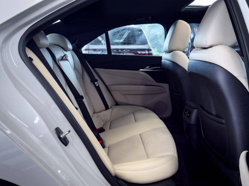 2024 Cadillac CT4 Premium Luxury