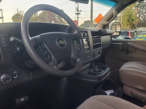 2018 Chevrolet Express 2500