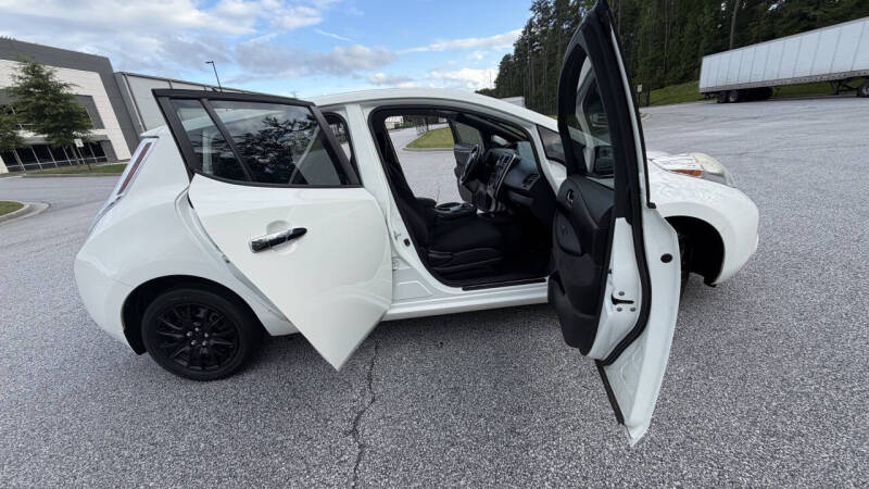 2013 Nissan LEAF S