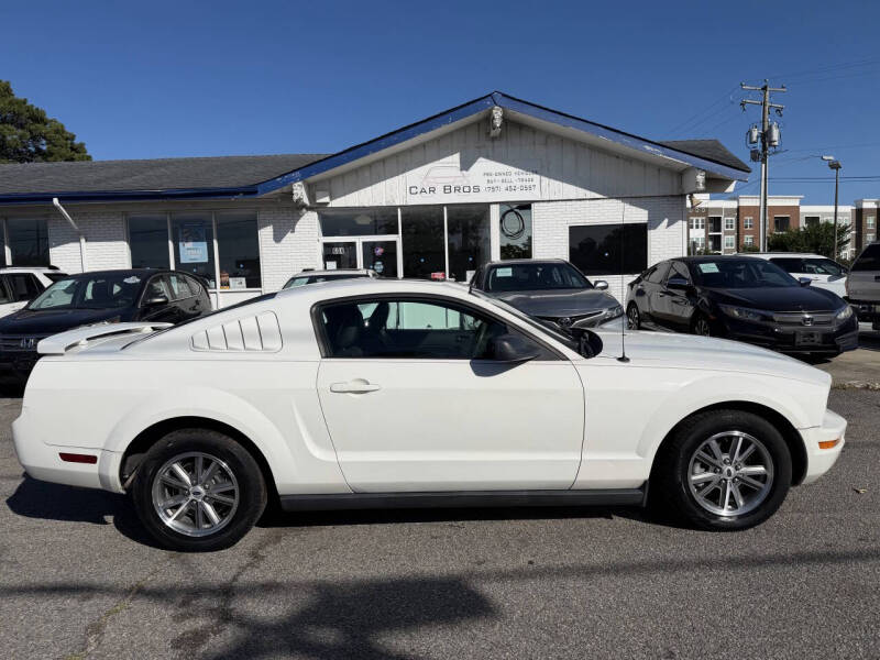 2005 Ford Mustang V6 Premium