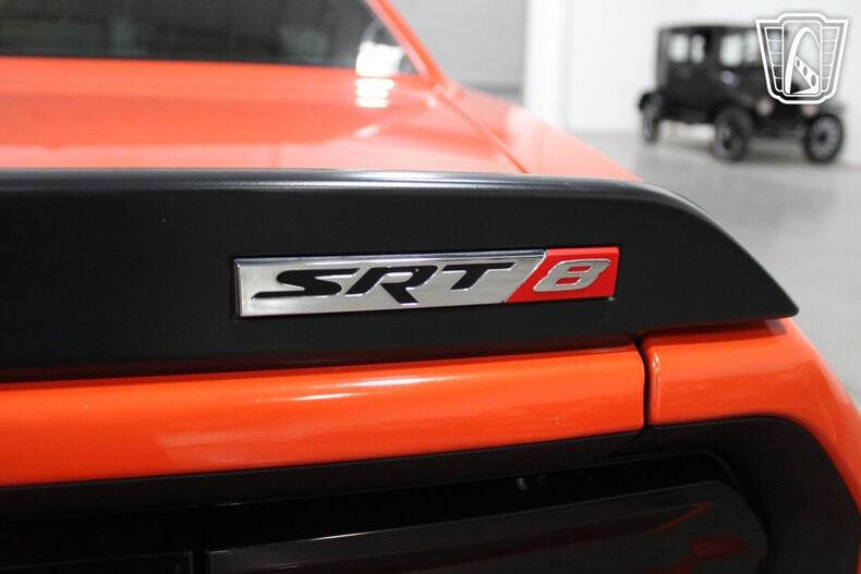 2009 Dodge Challenger SRT8