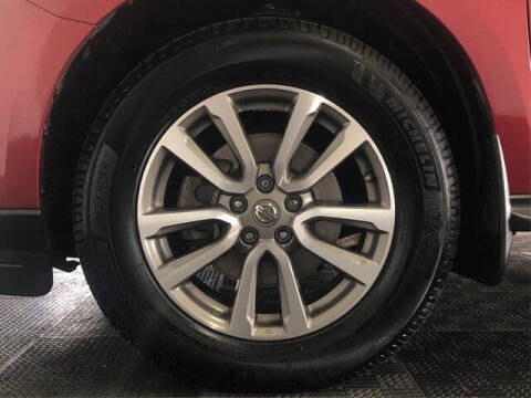 2016 Nissan Pathfinder SV