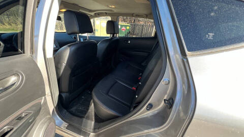 2013 Nissan Rogue SV w/SL Package