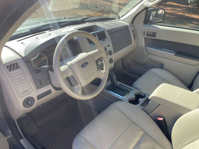 2011 Ford Escape XLT