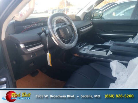 2025 Lincoln Navigator L Reserve