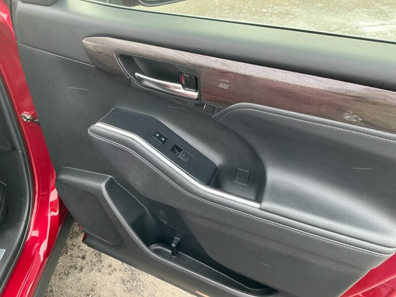 2022 Toyota Highlander Hybrid Limited