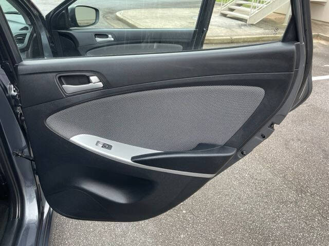 2013 Hyundai Accent GS