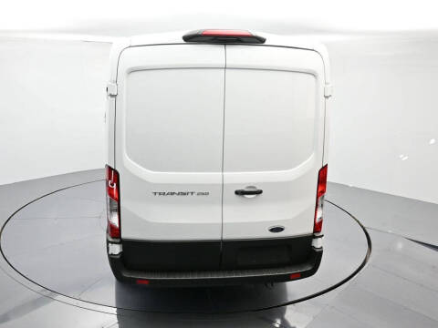 2025 Ford Transit 250