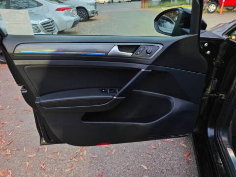 2019 Volkswagen e-Golf SEL Premium