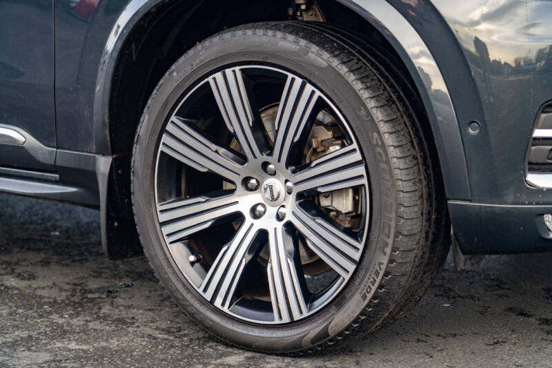 2022 Volvo XC90 T6 Inscription 7-Passenger