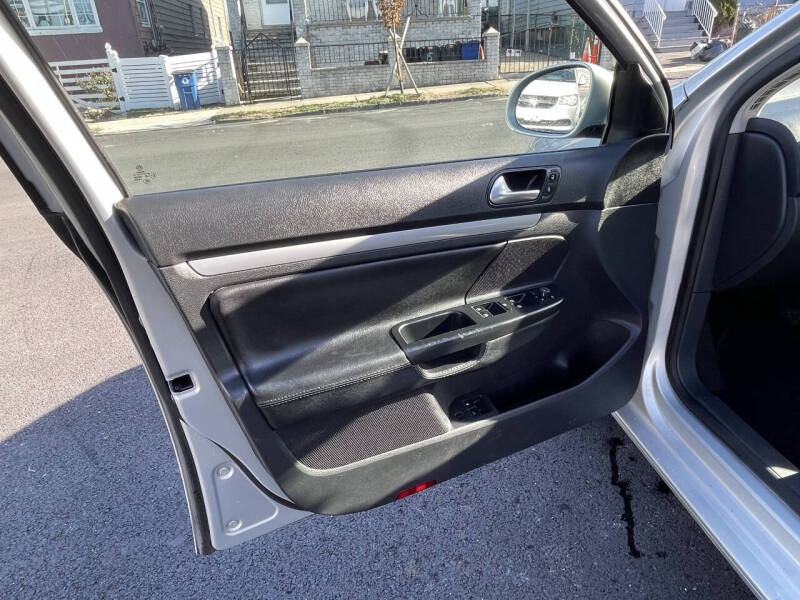 2010 Volkswagen Jetta SE PZEV