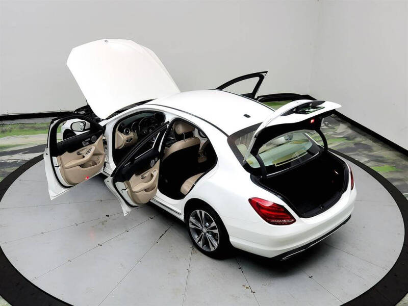 2016 Mercedes-Benz C-Class