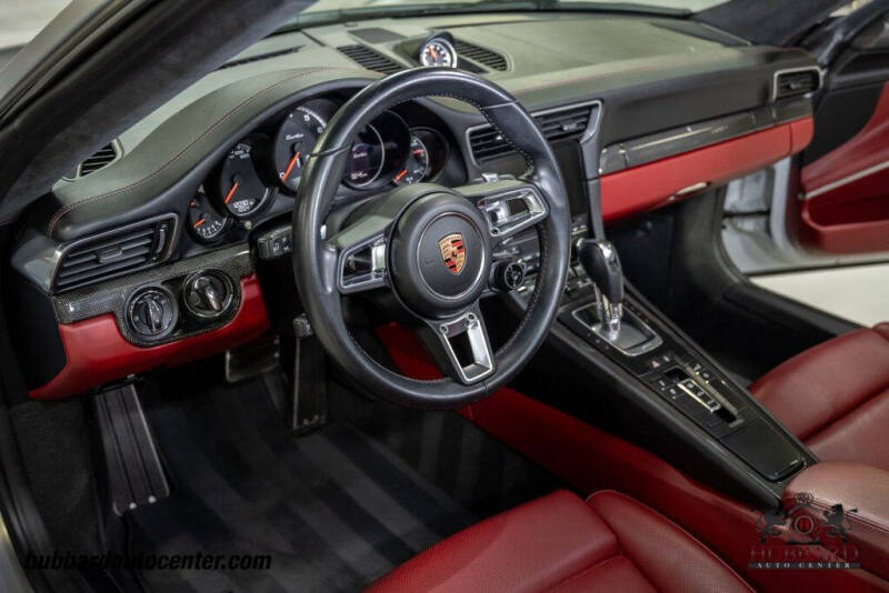 2018 Porsche 911