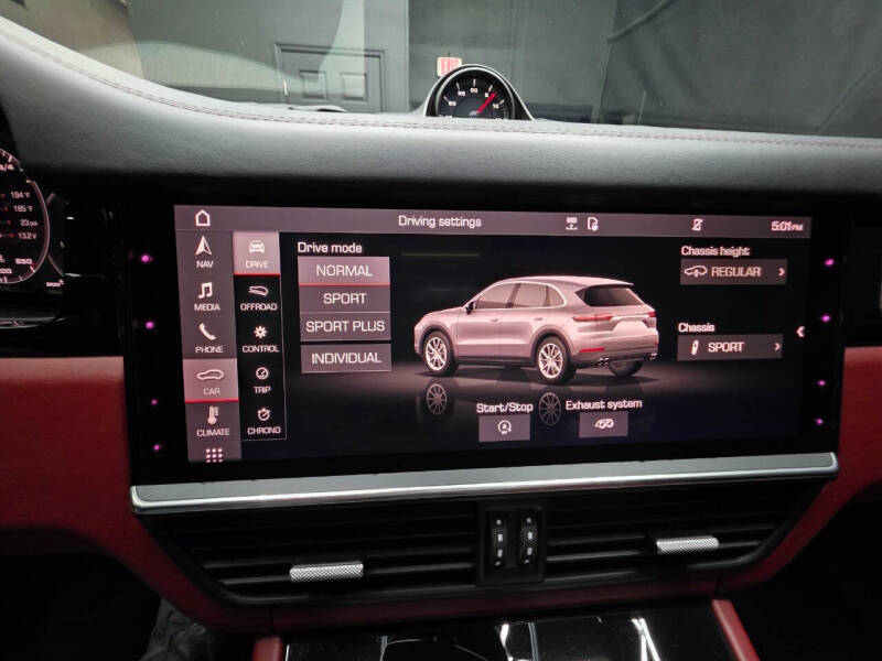 2021 Porsche Cayenne GTS