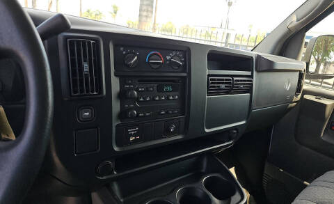 2007 GMC Savana LS 3500
