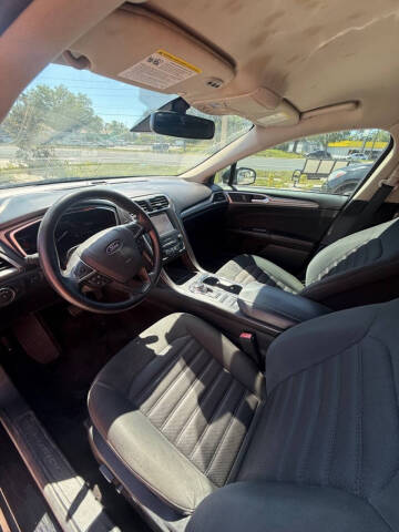 2019 Ford Fusion SE