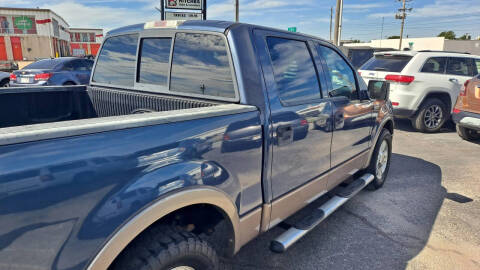 2004 Ford F-150 Lariat