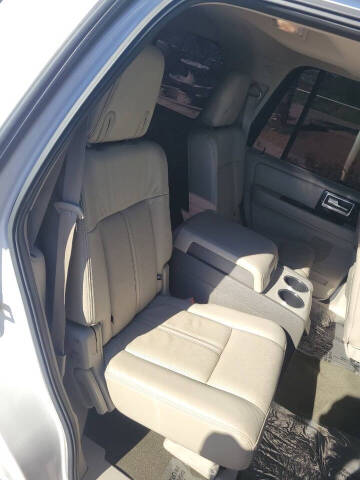 2016 Lincoln Navigator Select