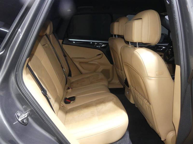 2016 Porsche Macan S