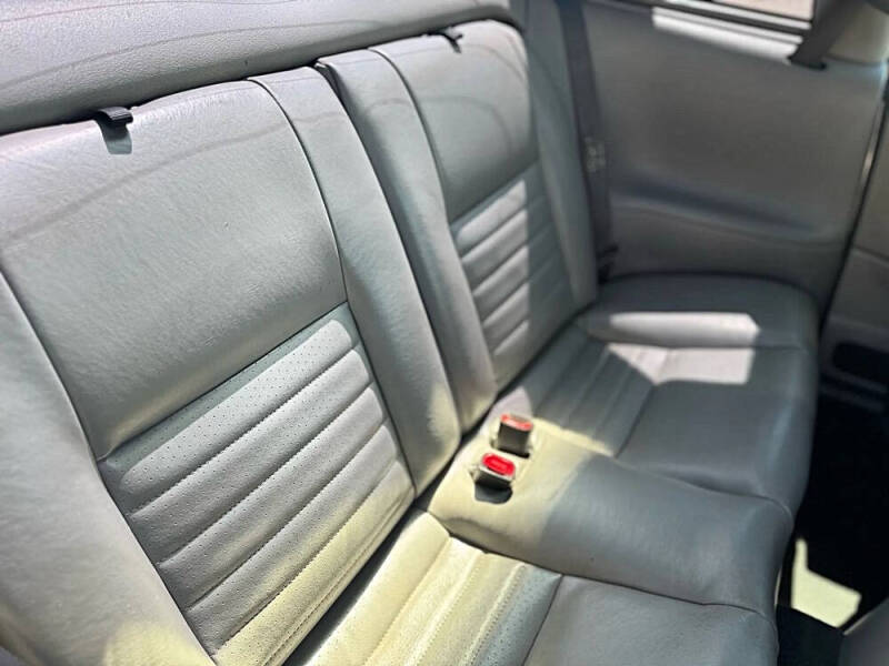 2002 Ford Mustang GT Deluxe