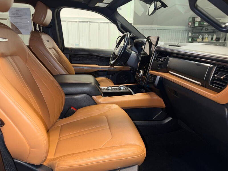 2023 Ford Expedition MAX Platinum
