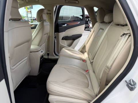 2019 Lincoln MKC Select