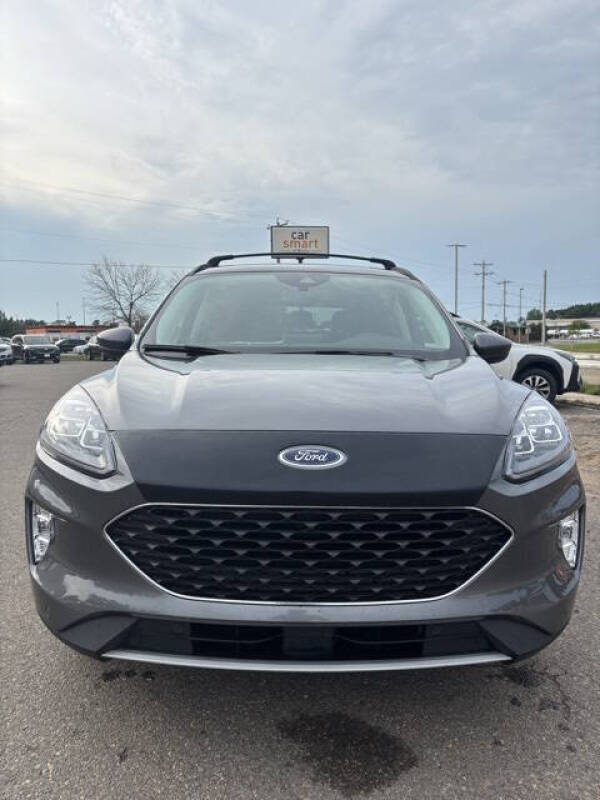 2022 Ford Escape Hybrid Titanium