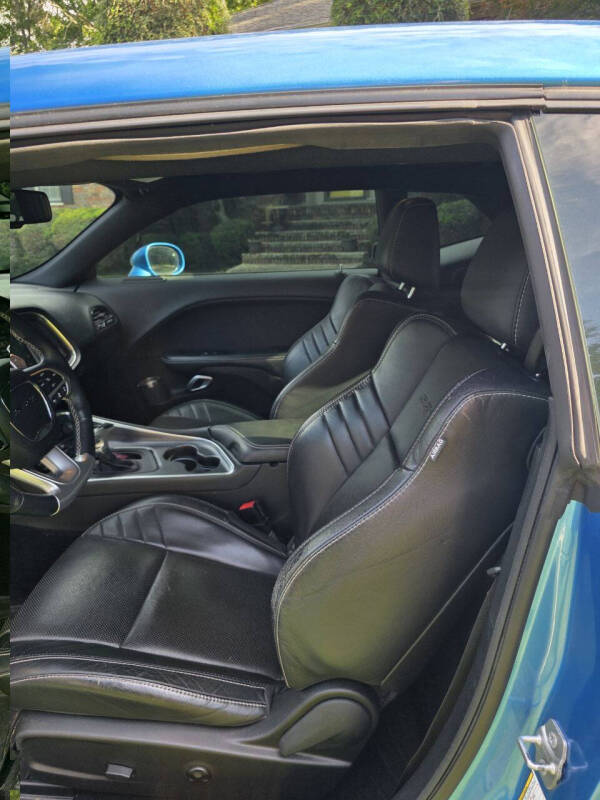 2016 Dodge Challenger SRT 392
