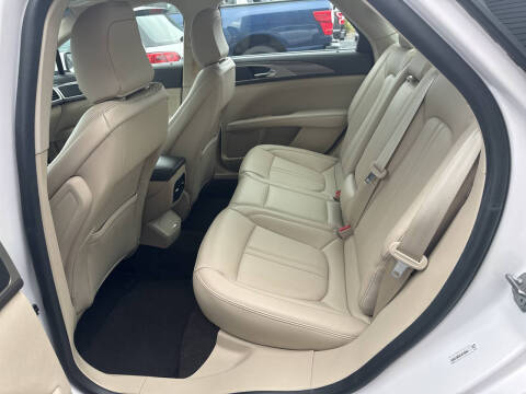 2020 Lincoln MKZ Standard