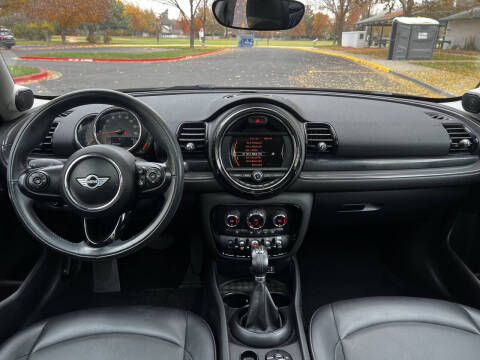 2018 MINI Clubman Cooper