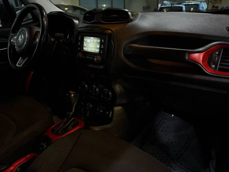 2016 Jeep Renegade Trailhawk